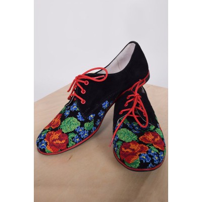 Embroidered Shoes "Breath of Spring"